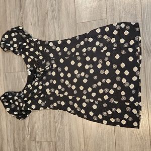 EUC BP Women's sz M Daisy Flowered Mini Dress